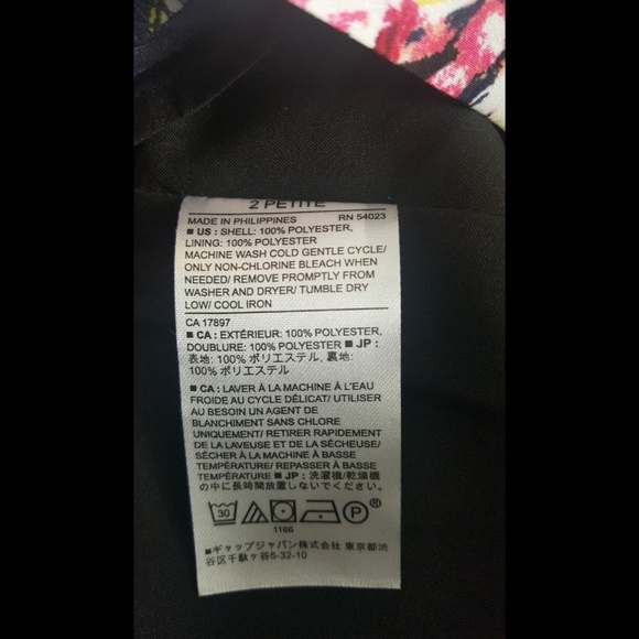 Banana Republic  front pleated skirt - Picture 3 of 7